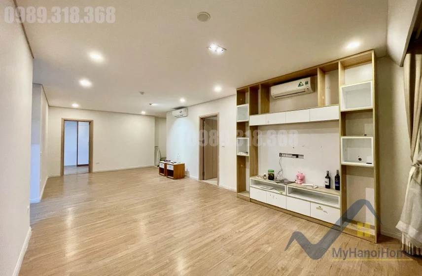 Xem ảnh 4: Ảnh 4: Căn hộ 3 phòng ngủ Mipec Riverside cho thuê đồ cơ bản