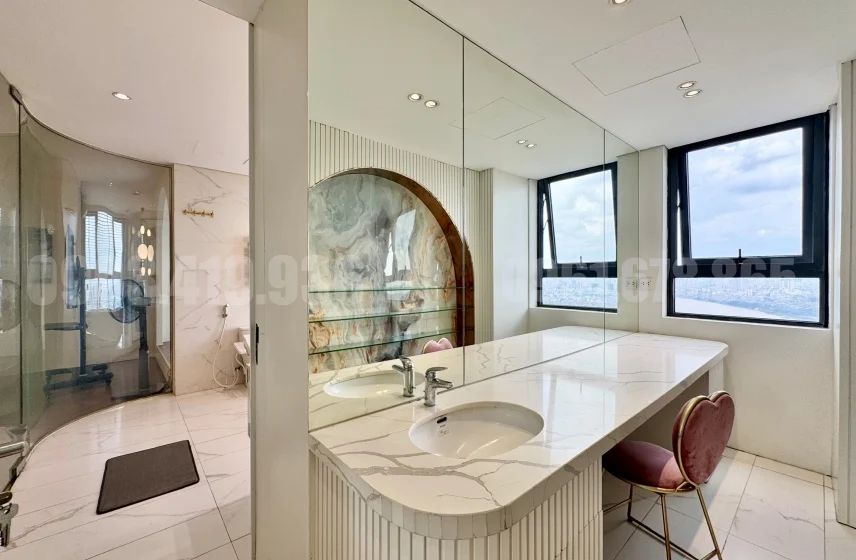 Xem ảnh 21: Ảnh 21: Bán Penthouse Mipec Long Biên full nội thất, view sông Hồng