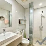 Xem ảnh 7: Ảnh 7: Căn hộ 2 phòng ngủ Mipec Riverside cho thuê đủ nội thất